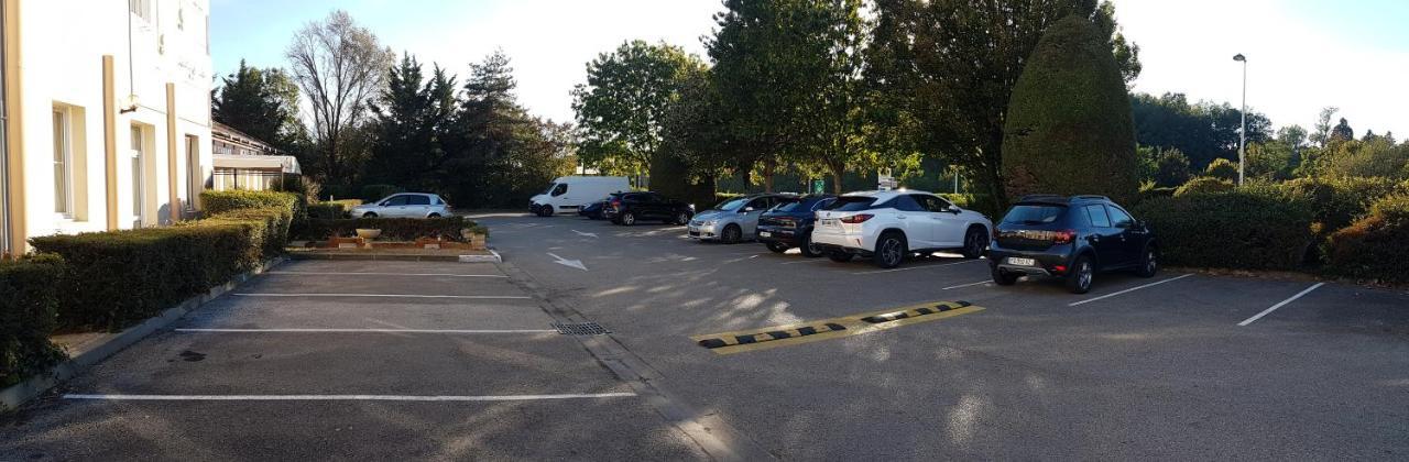 Hotel La Berangere Pérouges Zewnętrze zdjęcie
