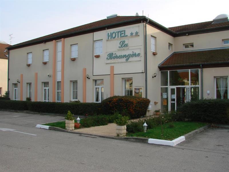 Hotel La Berangere Pérouges Zewnętrze zdjęcie